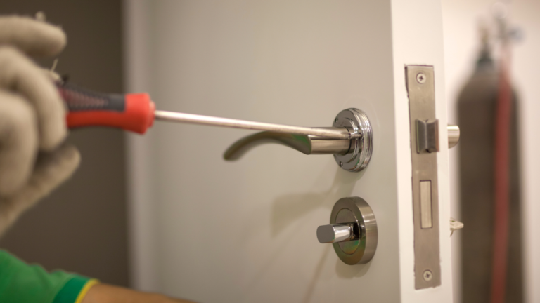 Secure Your Living Space in Vista, CA with Professional Residential Locksmith Services