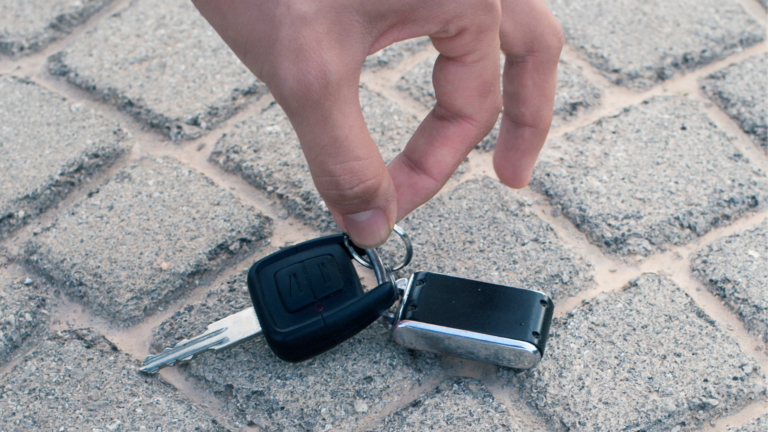 Quick Relief for Lost Car Keys No Spare in Vista, CA